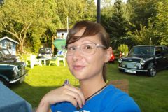 Mini_in_the_Garden_18