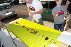 Mini_in_the_Garden_19