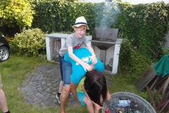 Mini_in_the_Garden_26